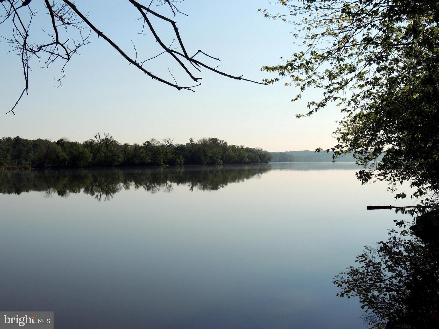 Chapin Ct, Sterling, VA 20165