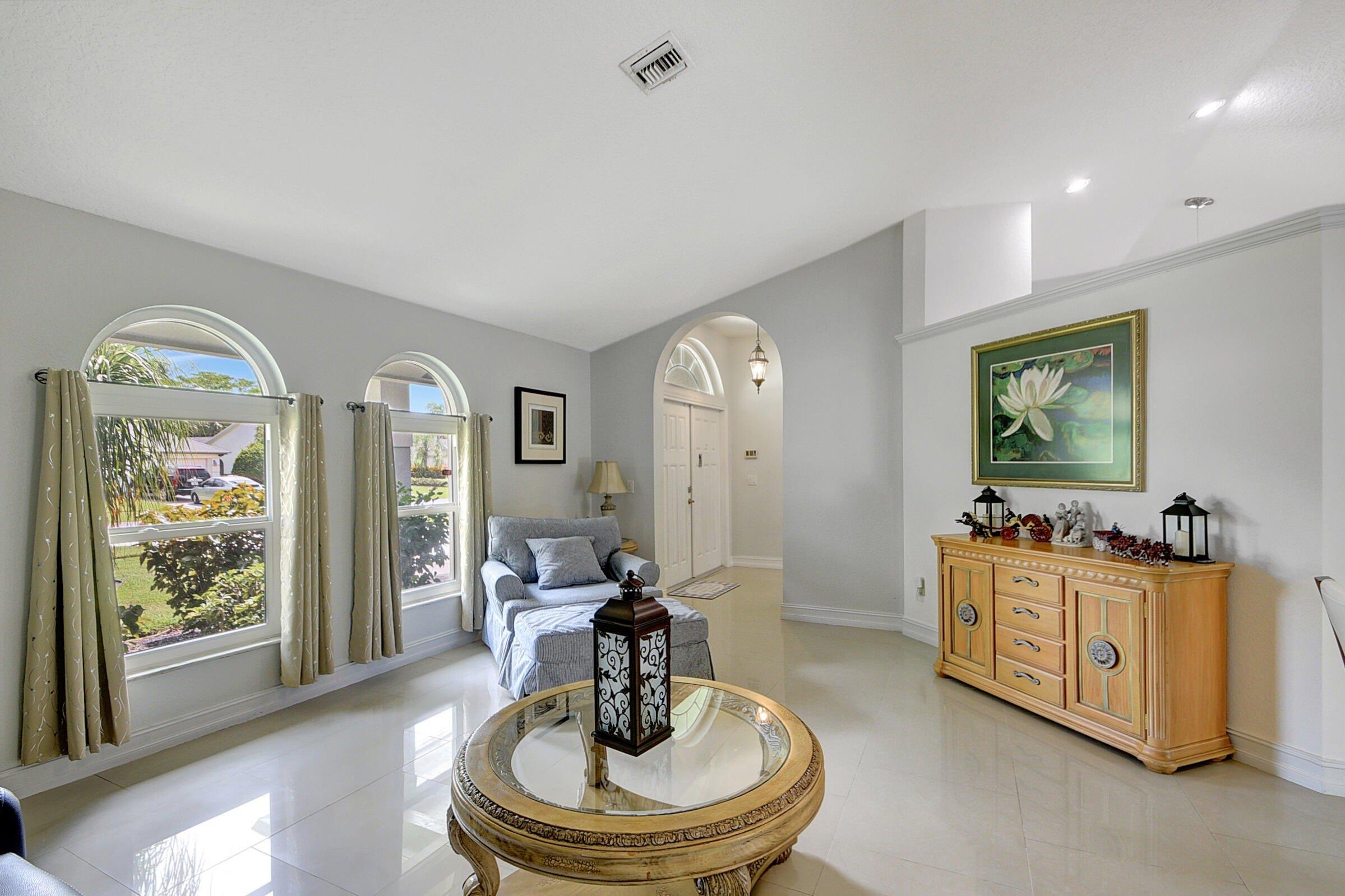 Headwater Cir, Wellington, FL 33414