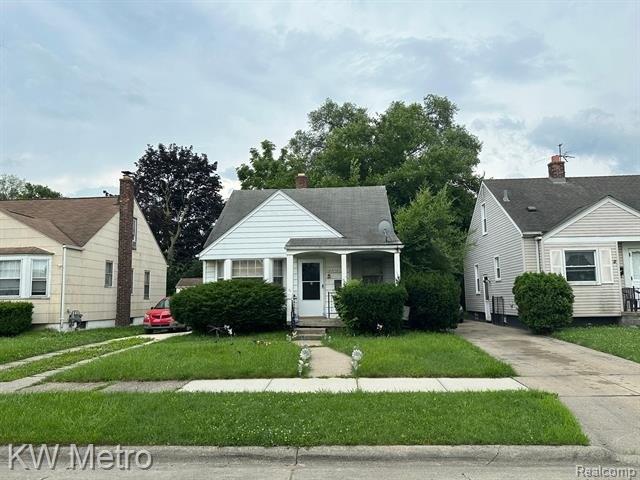 Kingsville St, Harper Woods, MI 48225