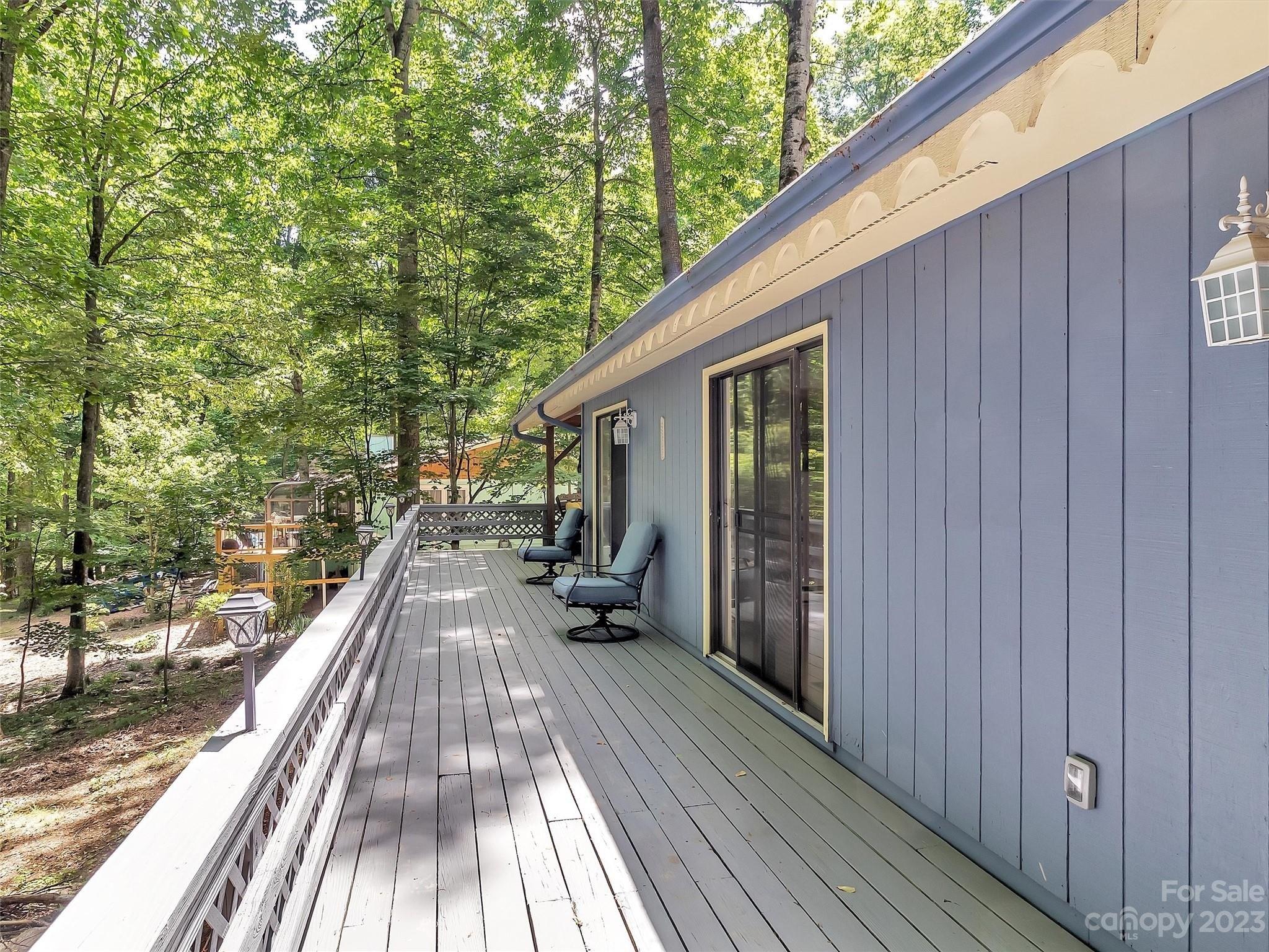 Oakridge Dr, Maggie Valley, NC 28751