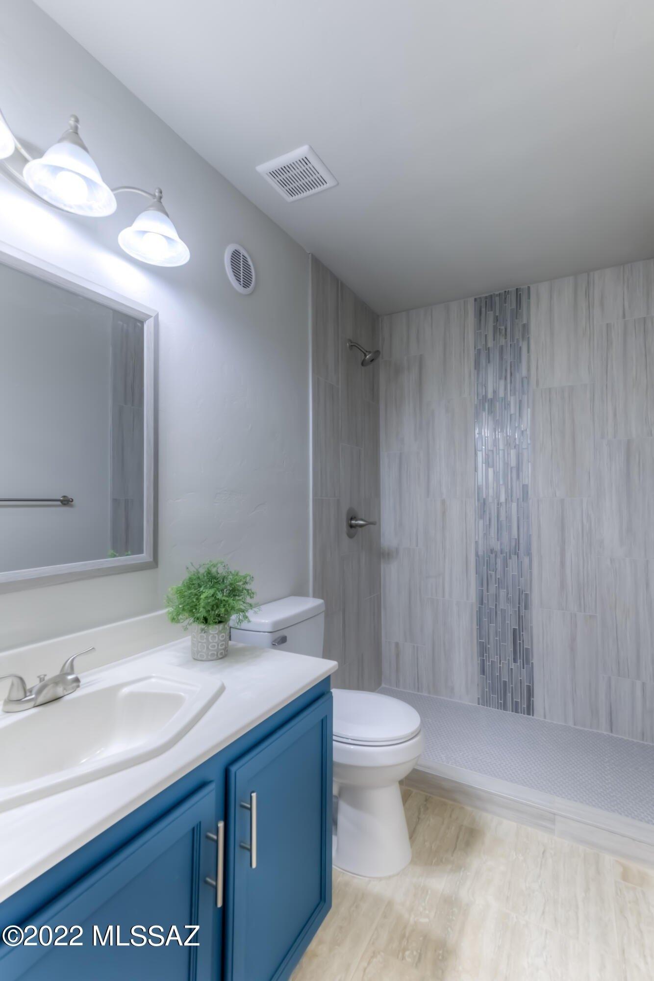 W Sage St, Tucson, AZ 85704