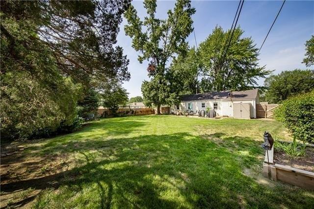 Dearborn St, Overland Park, KS 66204