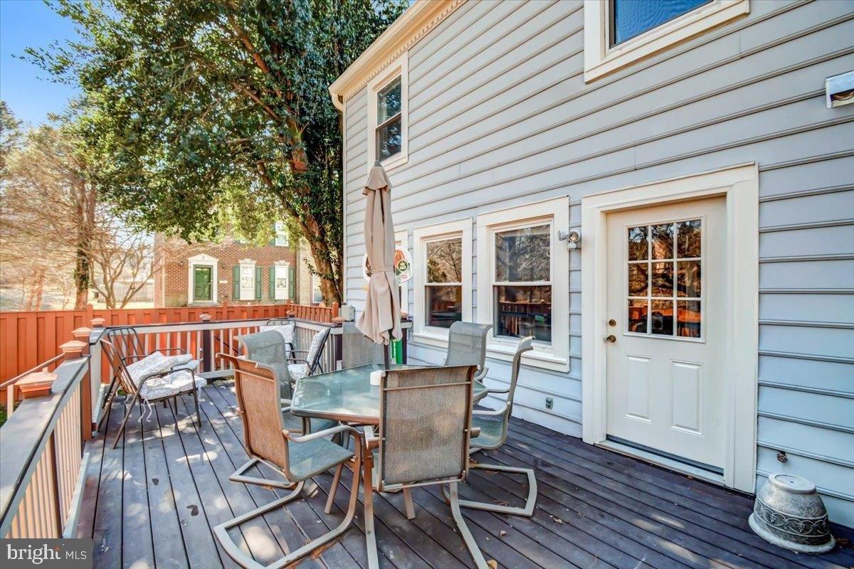 Goodport Ct, Gaithersburg, MD 20878