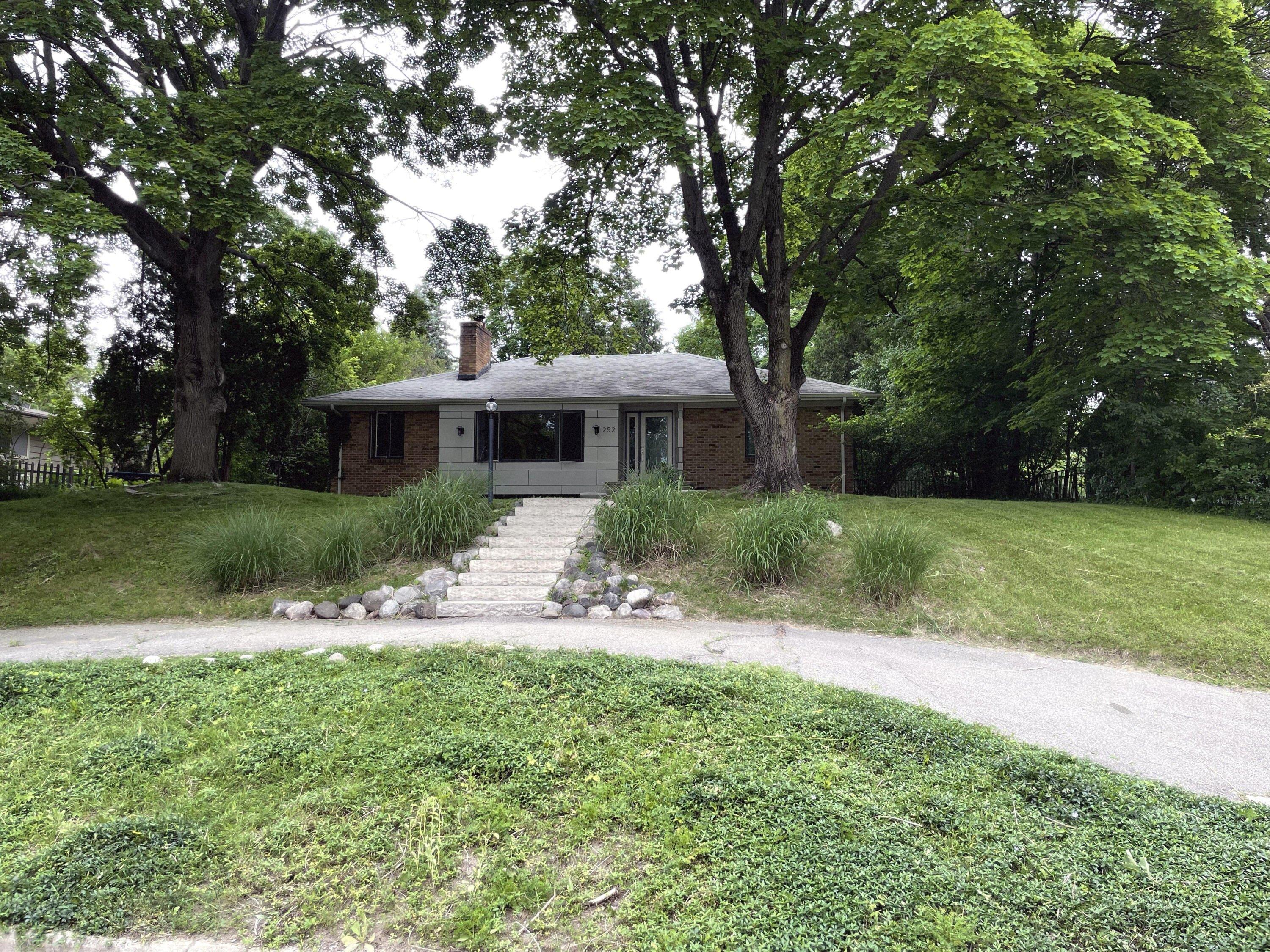 Hodenpyl Rd Se, Grand Rapids, MI 49506