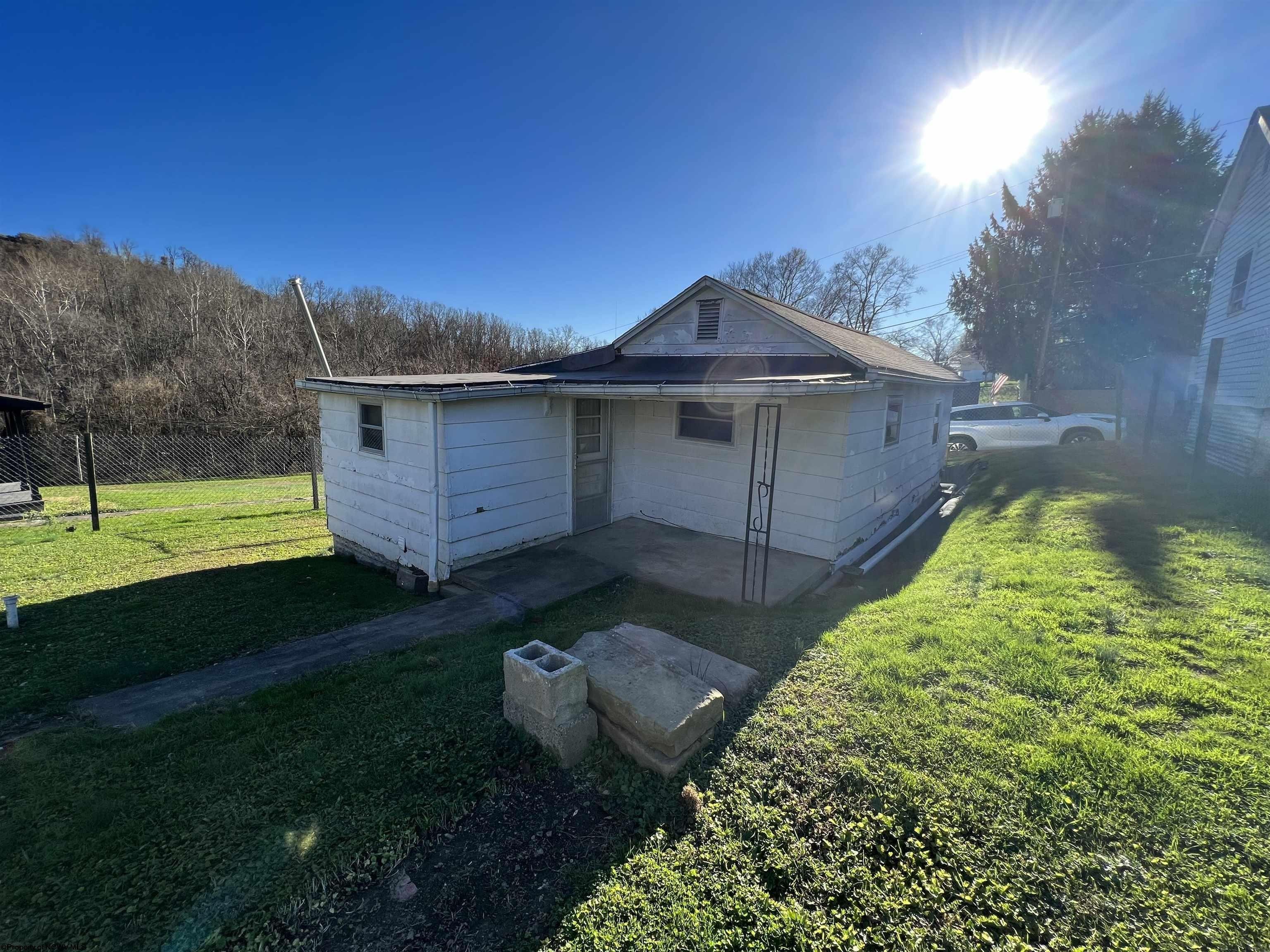 Gould Ave, Clarksburg, WV 26301