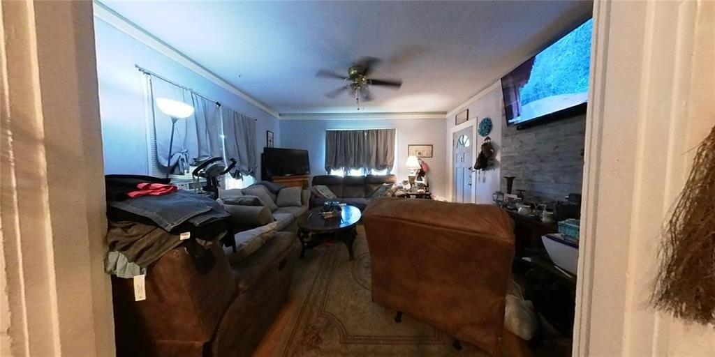 Griggs Ave, Fort Worth, TX 76103