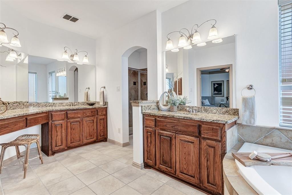 Cascada Dr, Richardson, TX 75081