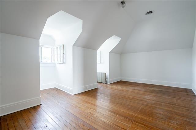 Monument Ave, Richmond, VA 23220