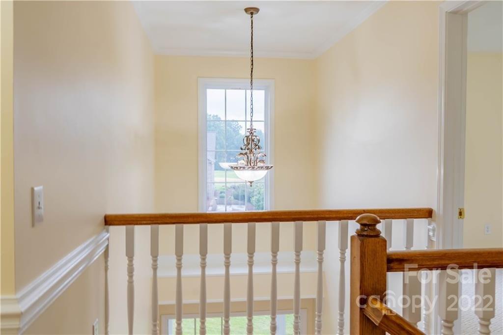 Elmhurst Dr Ne, Hickory, NC 28601