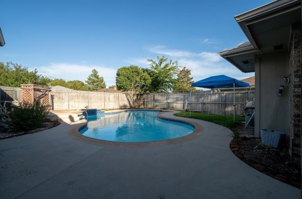 Aspen, Carrollton, TX 75007