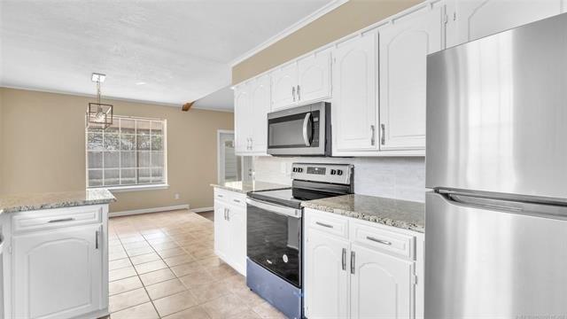 Allen Dr, Ardmore, OK 73401