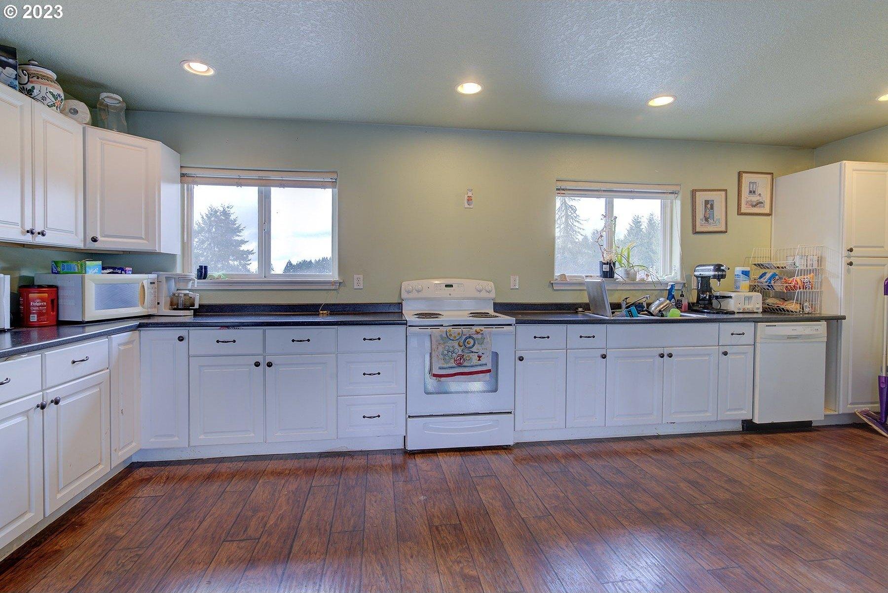 S Fernwood Rd, Molalla, OR 97038