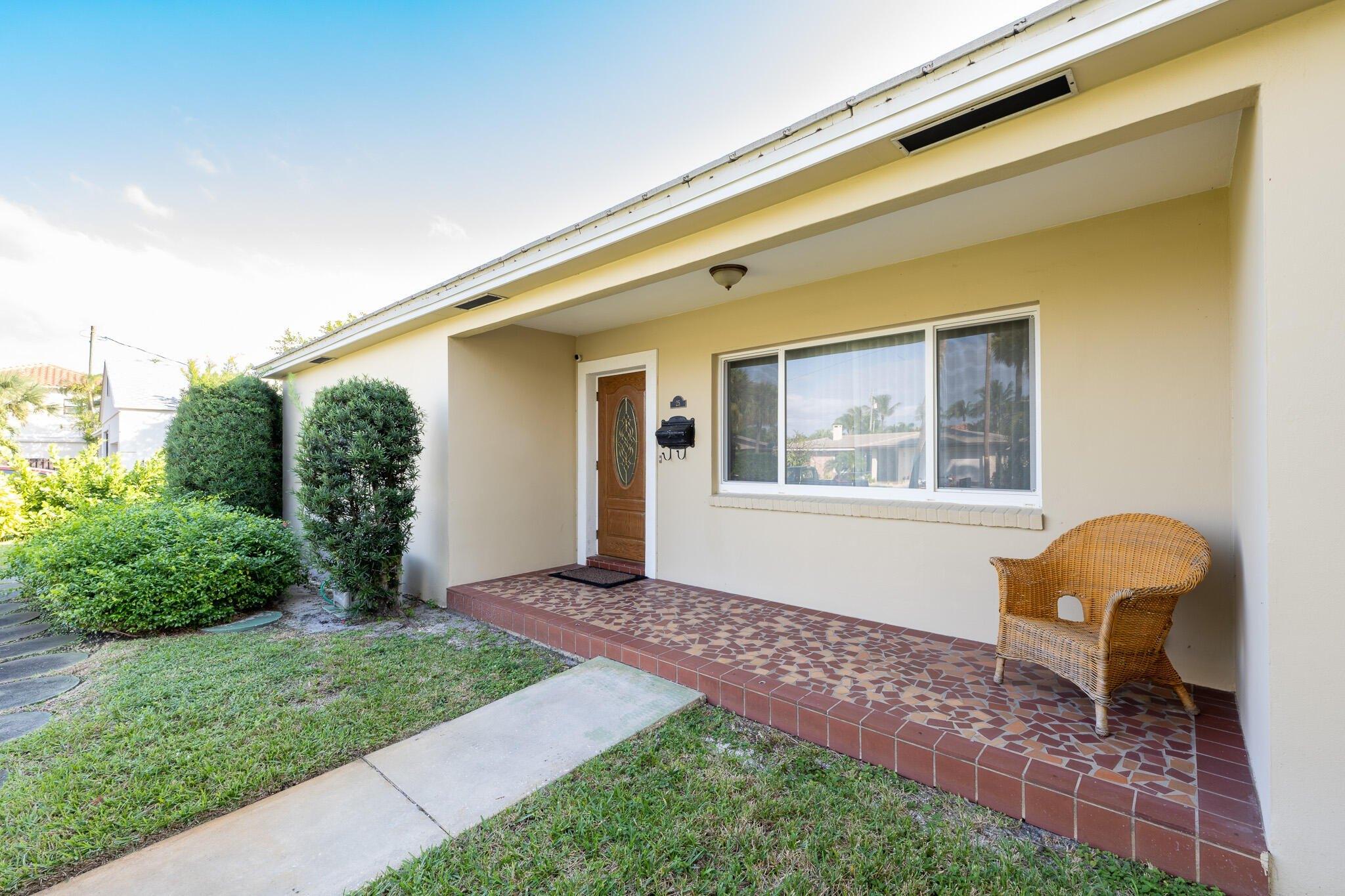 Harvard Dr, Lake Worth Beach, FL 33460