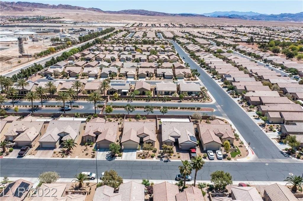 Blue Ribbon Downs St, Las Vegas, NV 89122