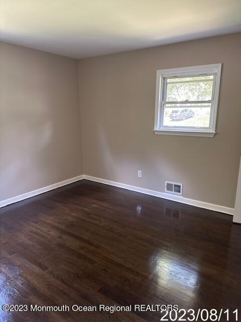 New Hampshire St, Jackson, NJ 08527