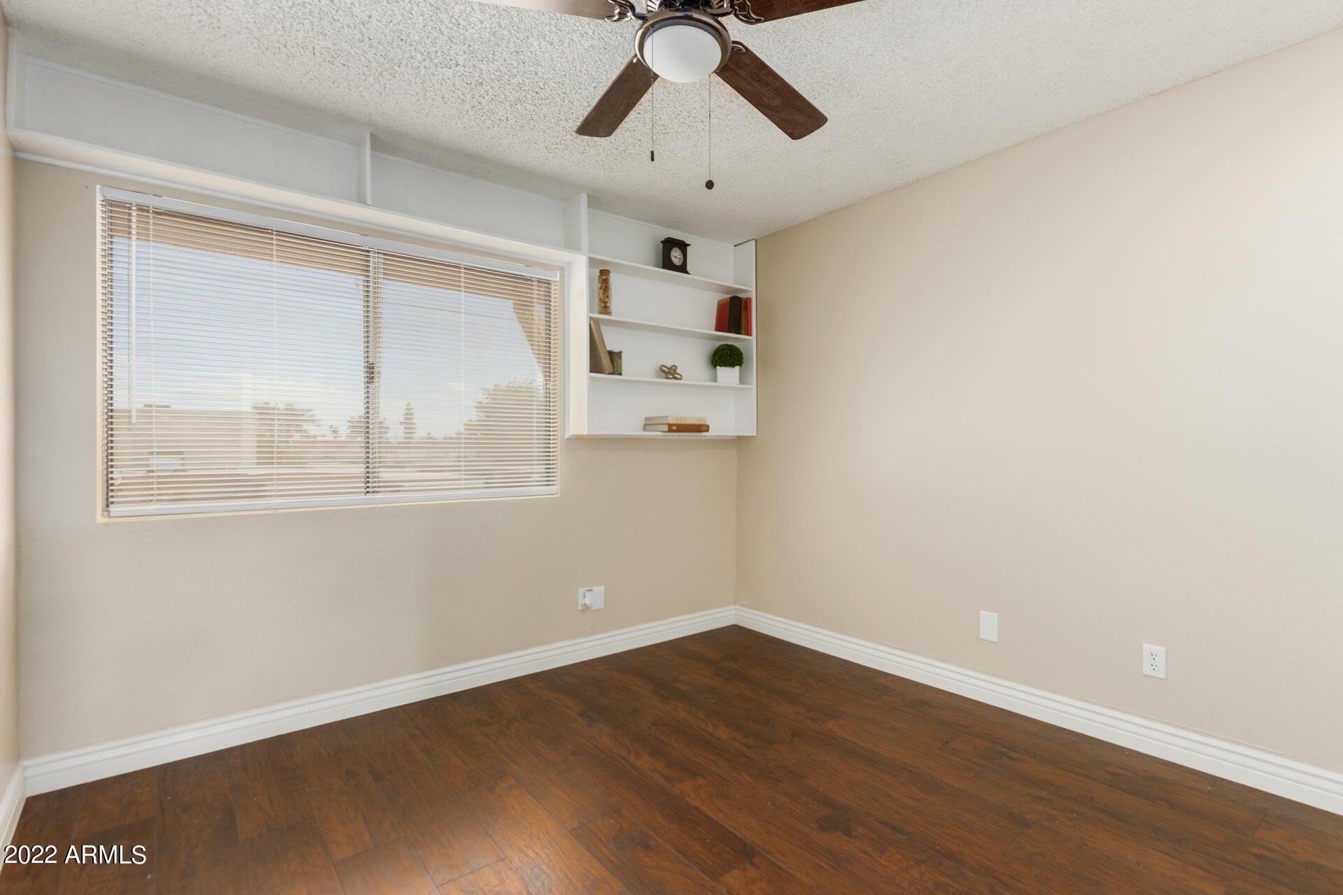 W Manzanita Dr, Phoenix, AZ 85051