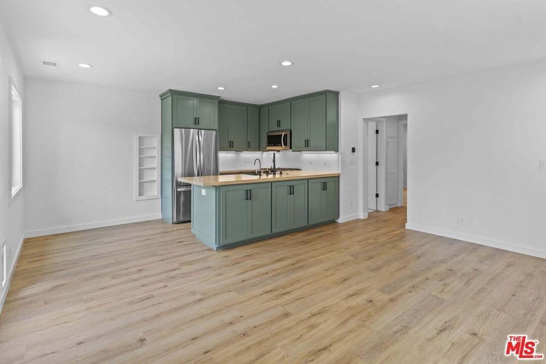 S Centinela Ave, Los Angeles, CA 90066