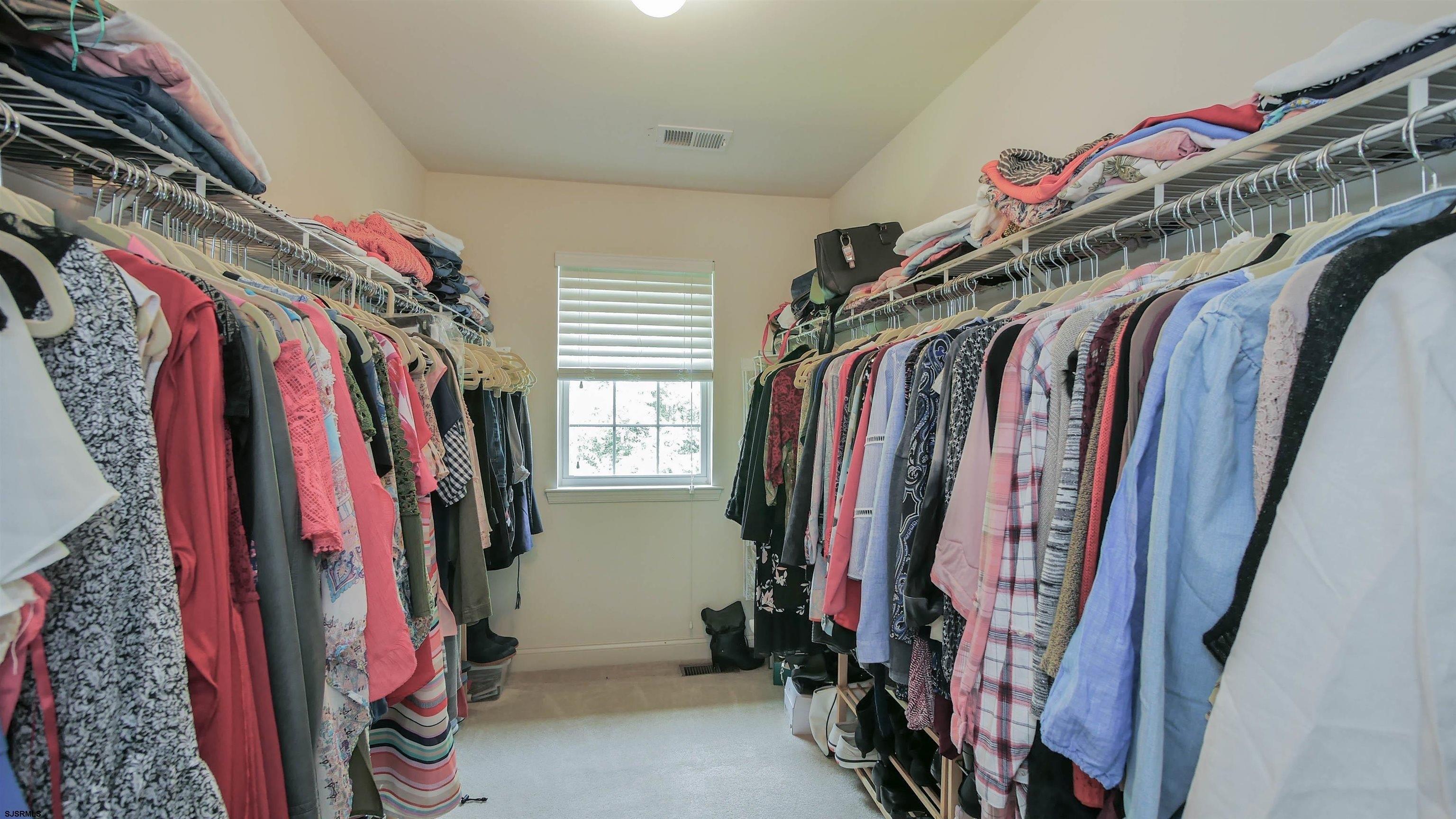 Glenn Ave, Egg Harbor Township, NJ 08234