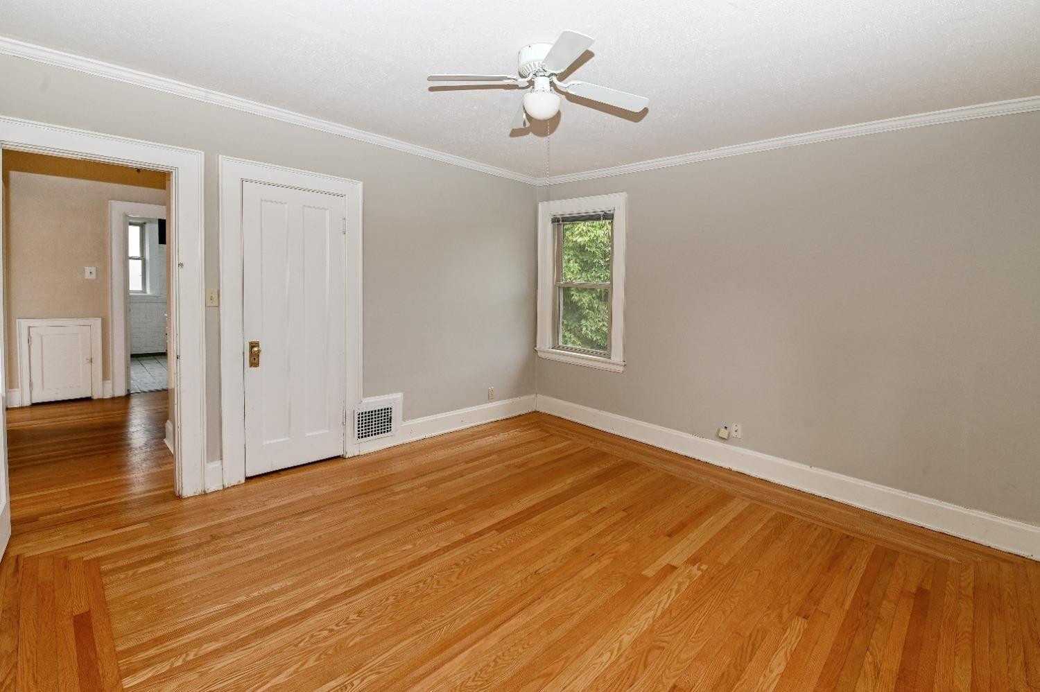 Loretta Ave, Cincinnati, OH 45238