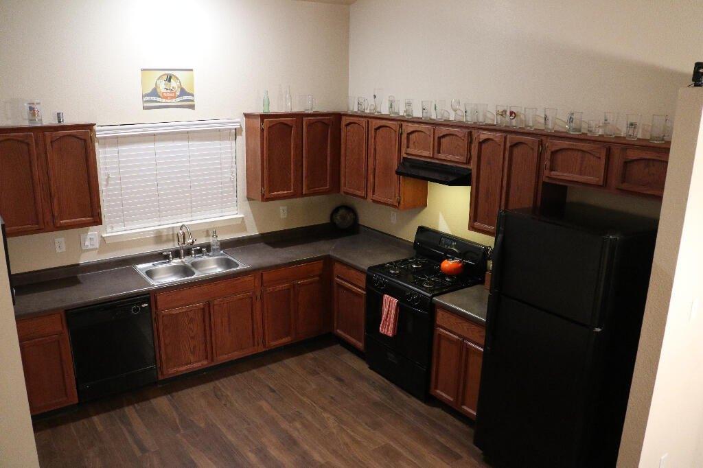 Vern Butler Dr, El Paso, TX 79932