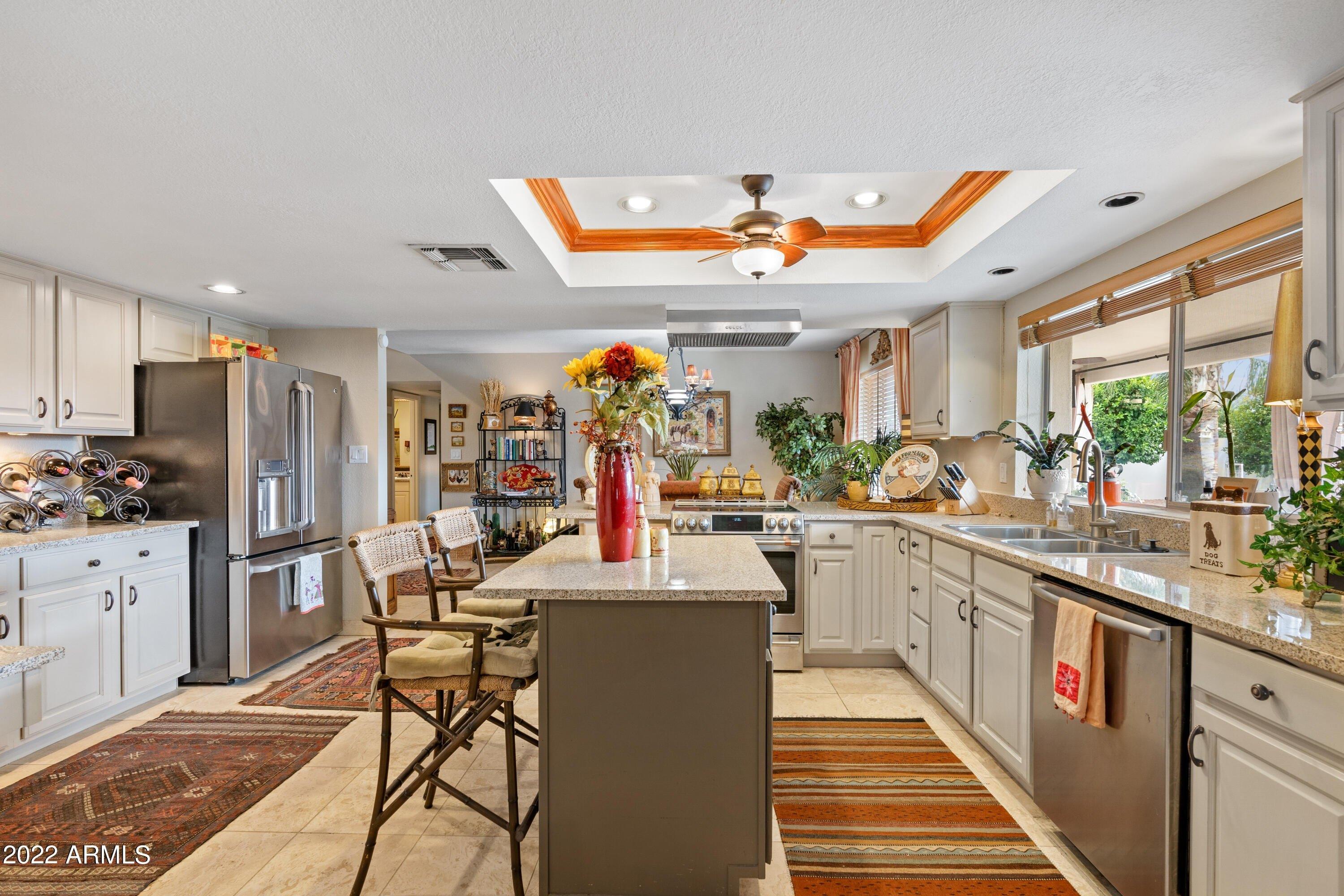 E Redfield Rd, Phoenix, AZ 85032