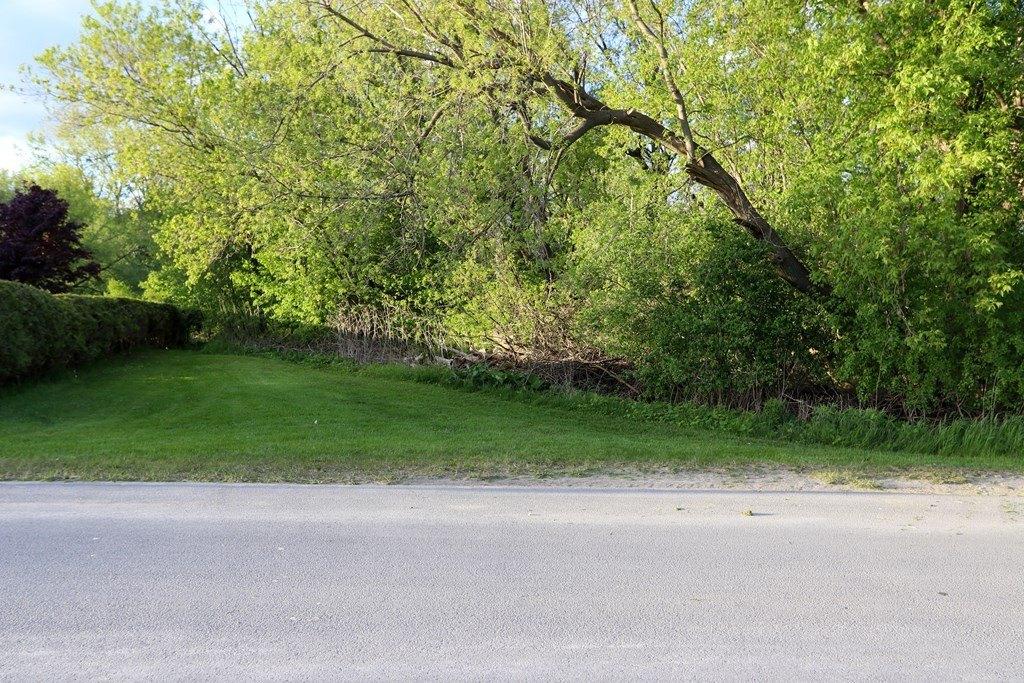South St, Champlain, NY 12919