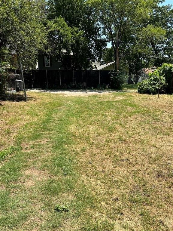 Colonial Ave, Dallas, TX 75215