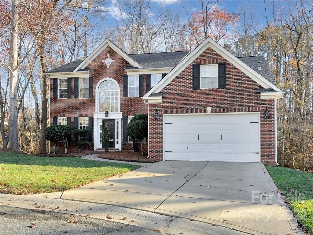 Denali Ln, Charlotte, NC 28216