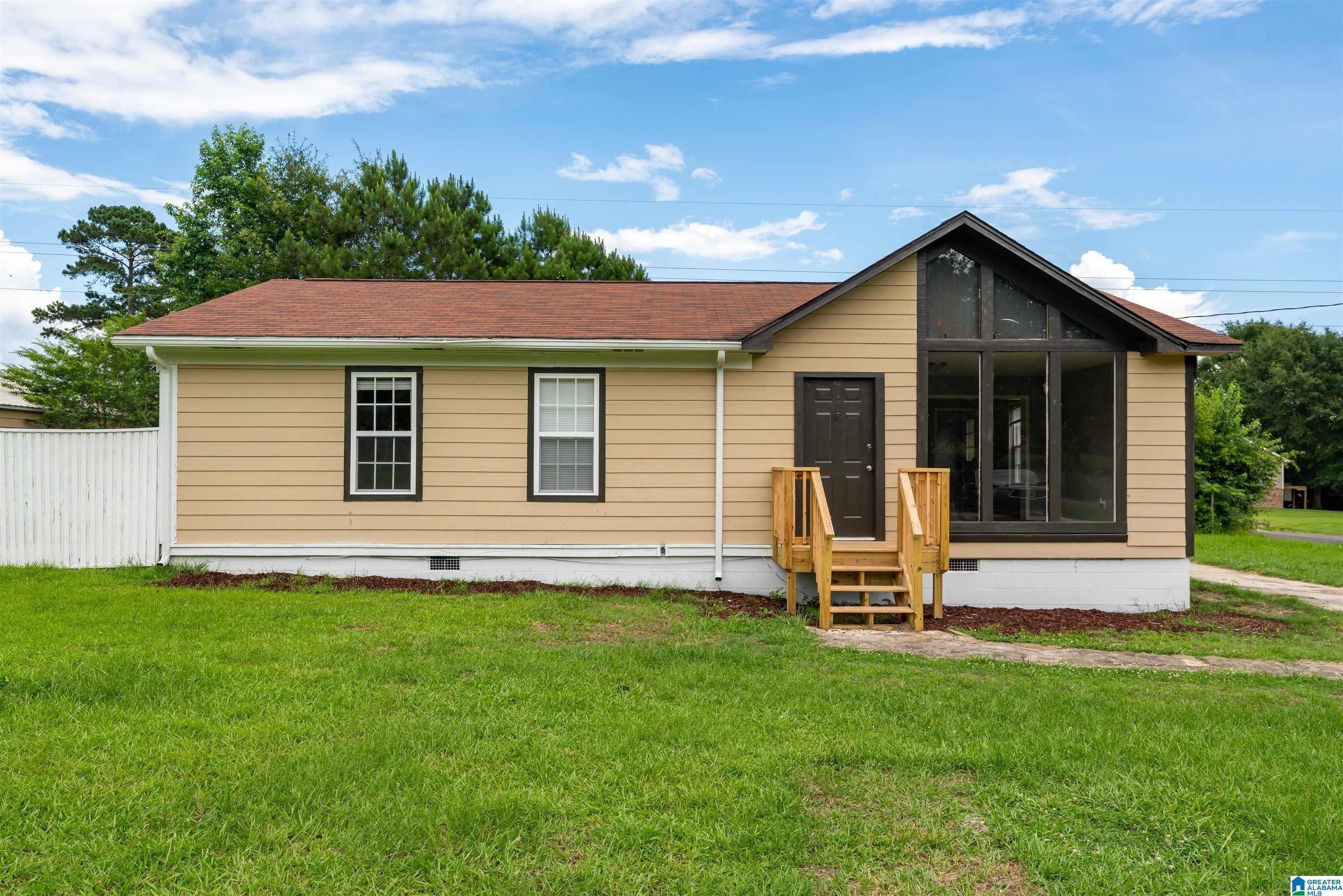 Natchez Trl, Warrior, AL 35180