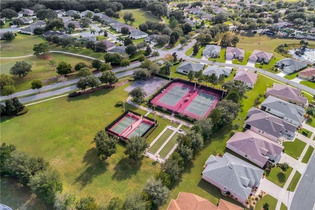 Roanoke Dr, Leesburg, FL 34748