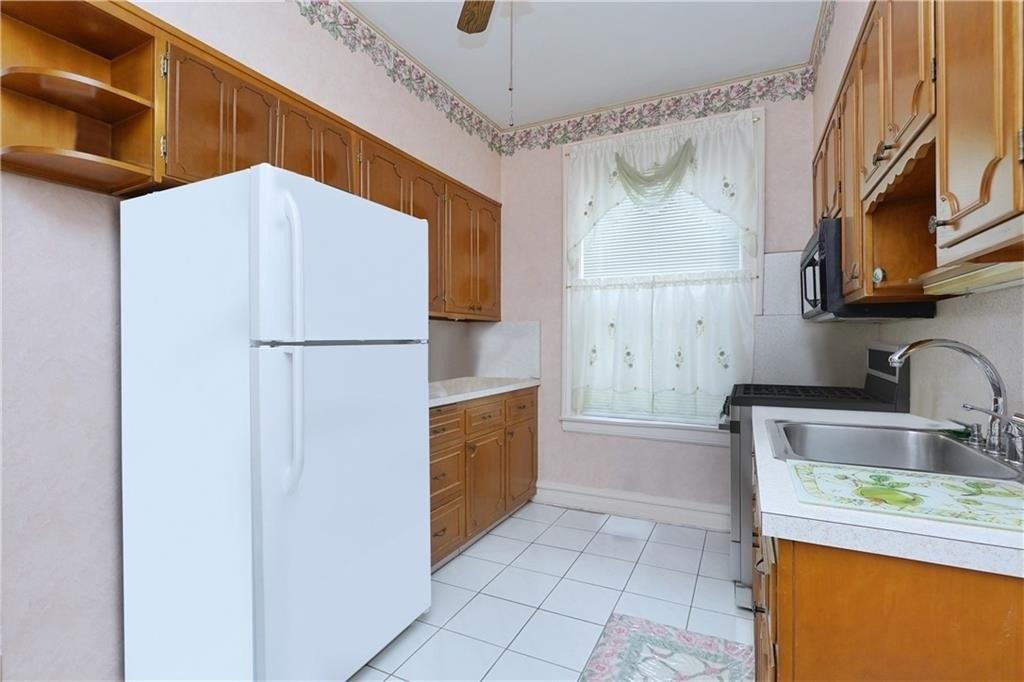 56th St, Brooklyn, NY 11220