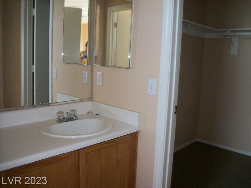 Sparrow Heights Ave, North Las Vegas, NV 89032
