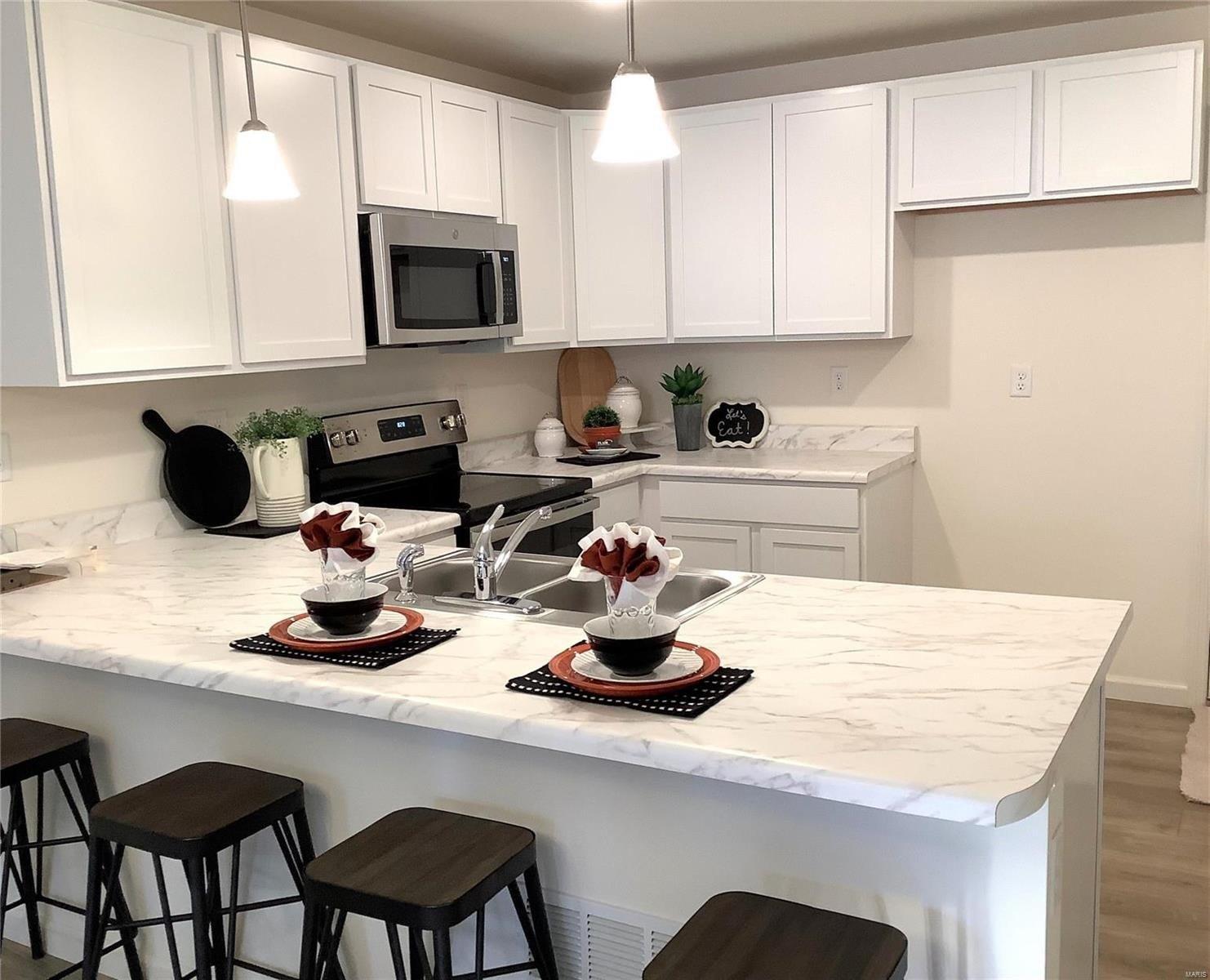 Barter St, Saint Charles, MO 63301