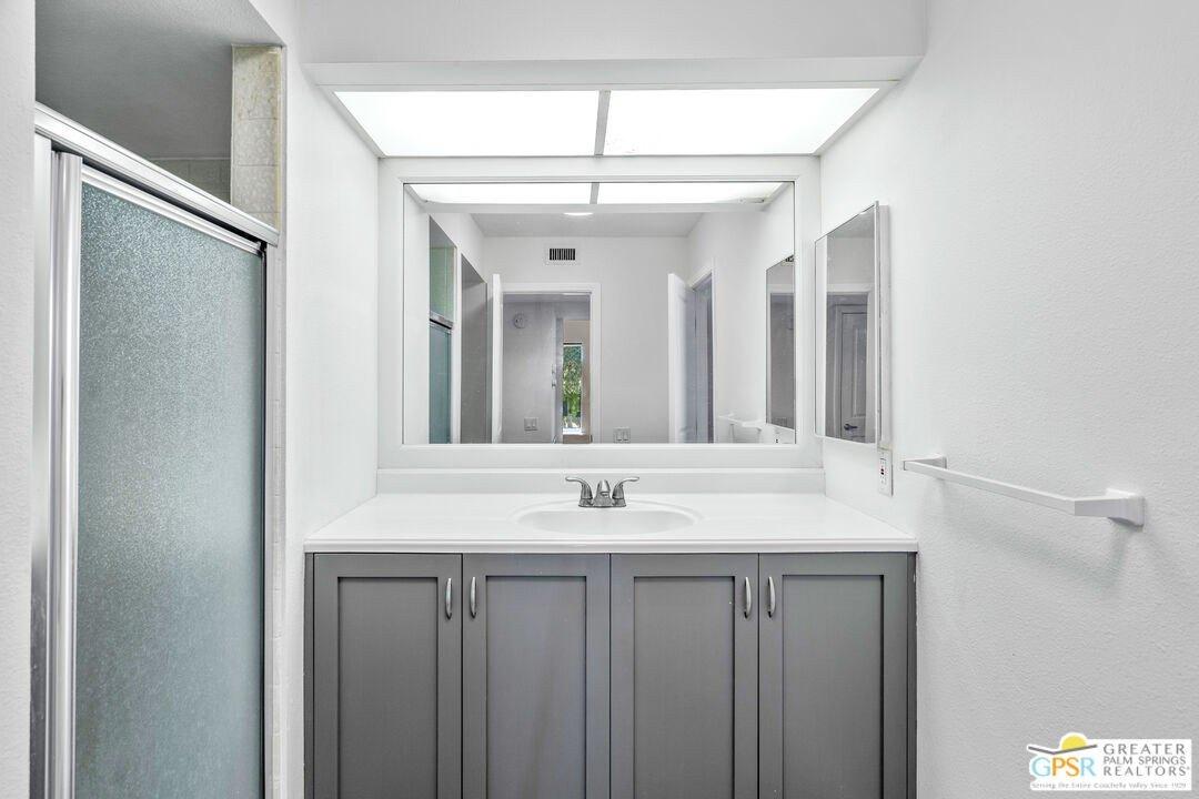 E Twin Palms Dr, Palm Springs, CA 92264