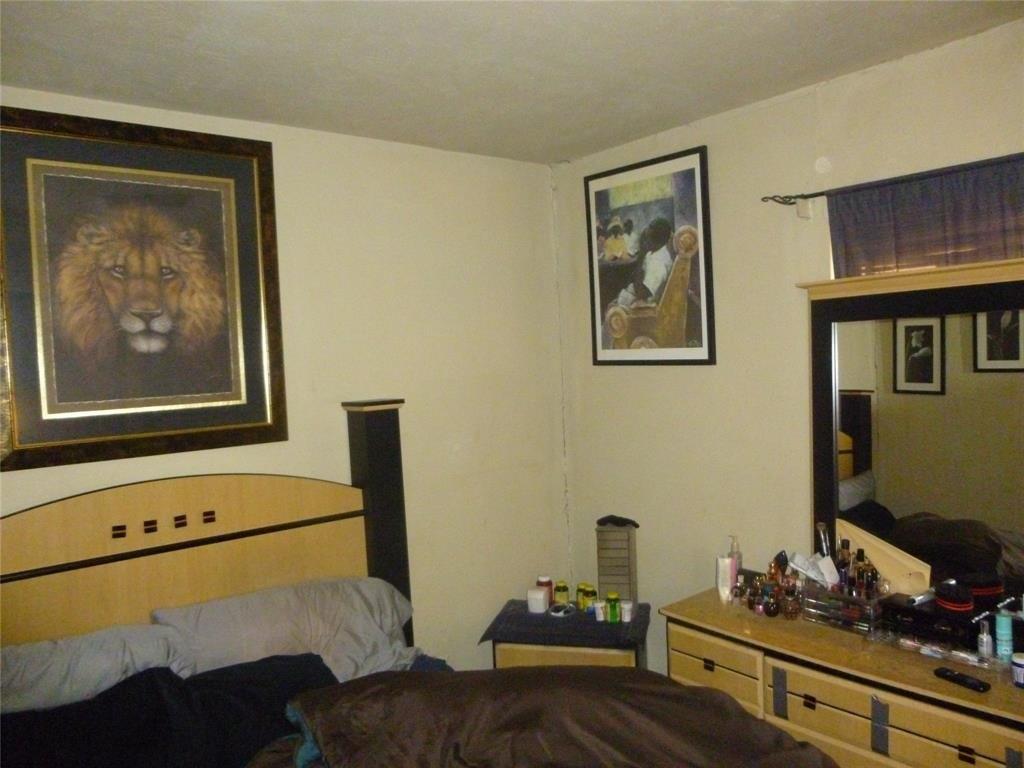 Carl St, Dallas, TX 75210