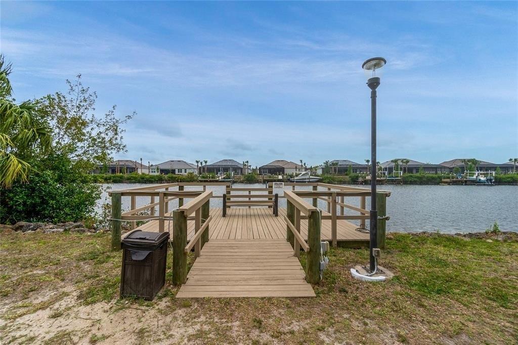 Ratan Cir, Port Charlotte, FL 33981