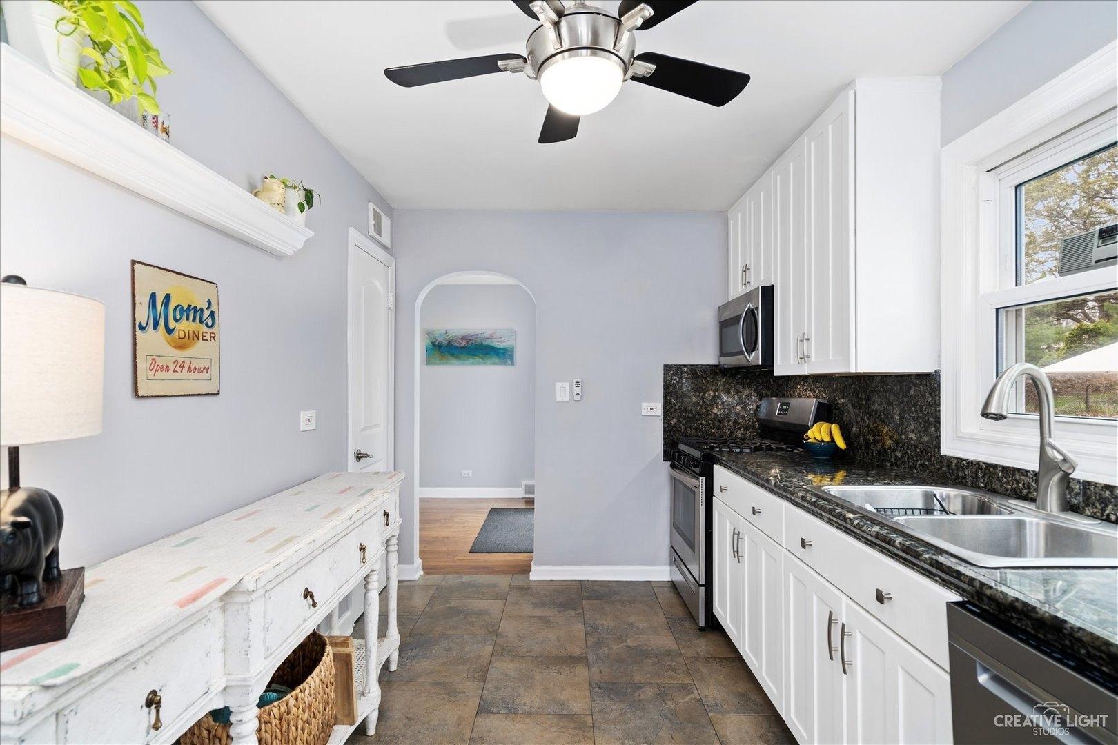 Grant St, Downers Grove, IL 60515