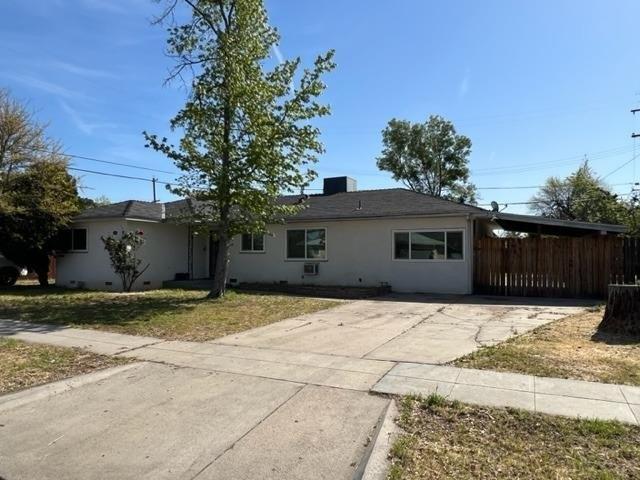 N 4th St, Fresno, CA 93703