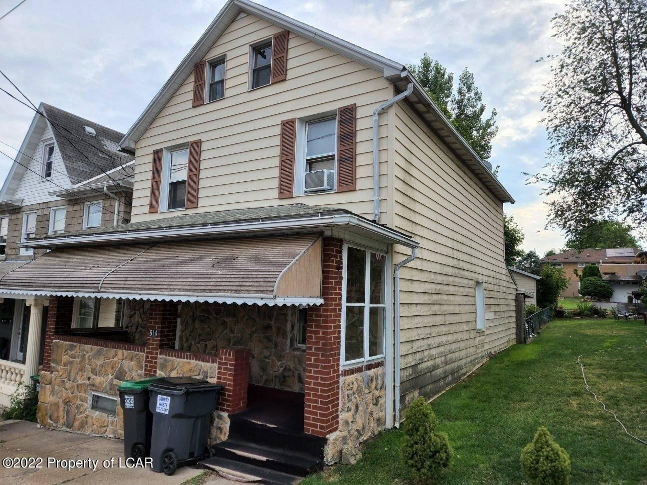 Vine St, Freeland, PA 18224