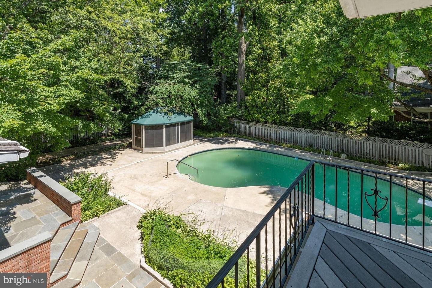 Marbury Rd, Bethesda, MD 20817