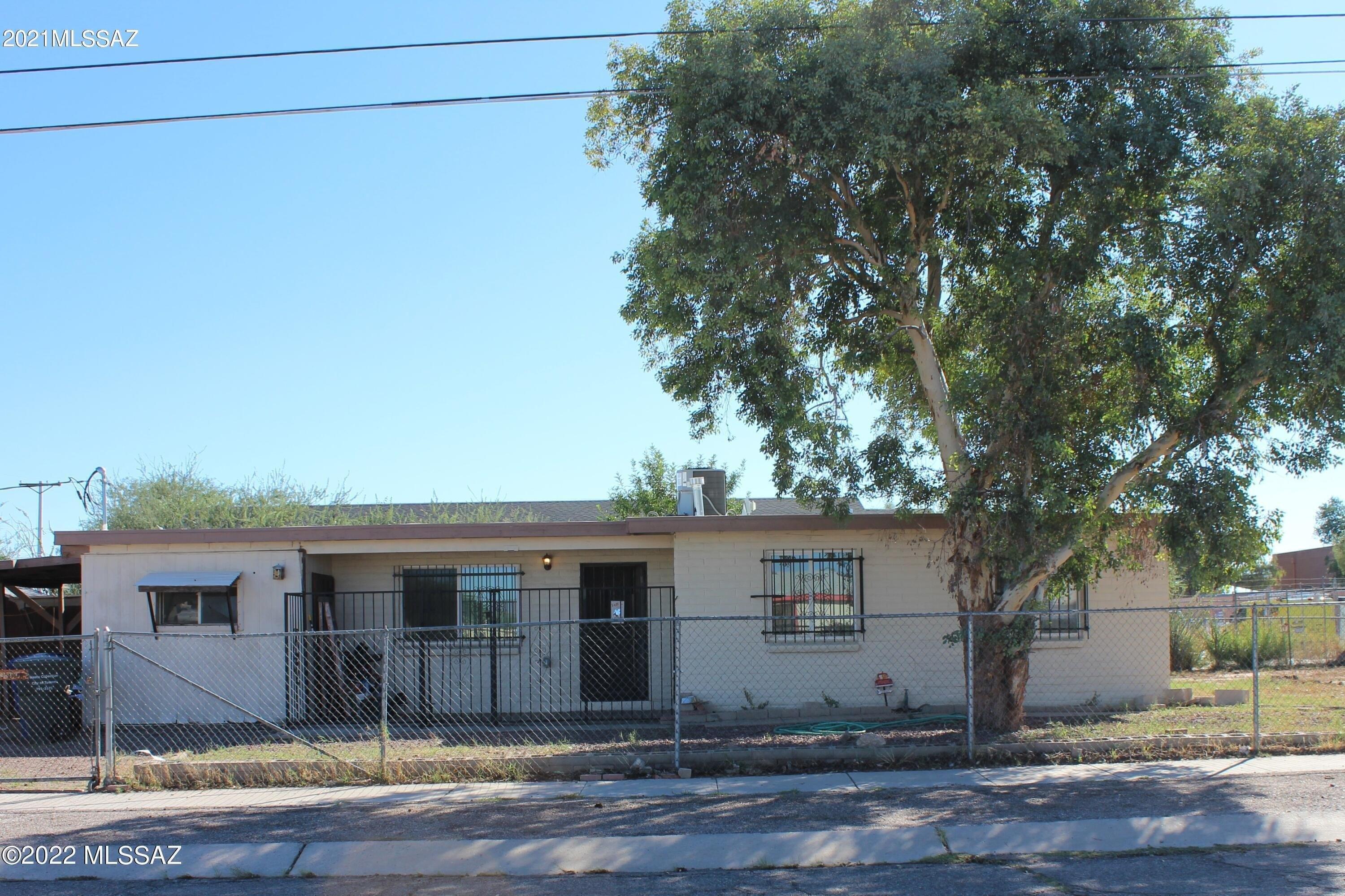 E 33rd St, Tucson, AZ 85713