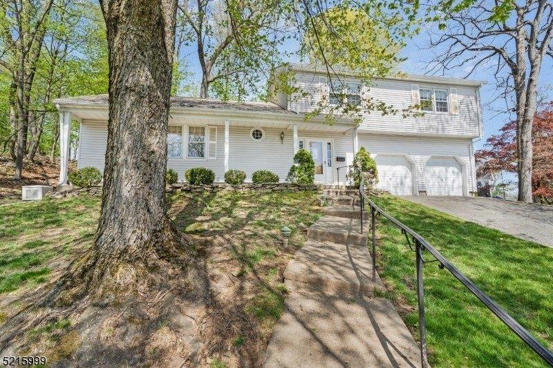 Beaver Ridge Rd, Morris Plains, NJ 07950