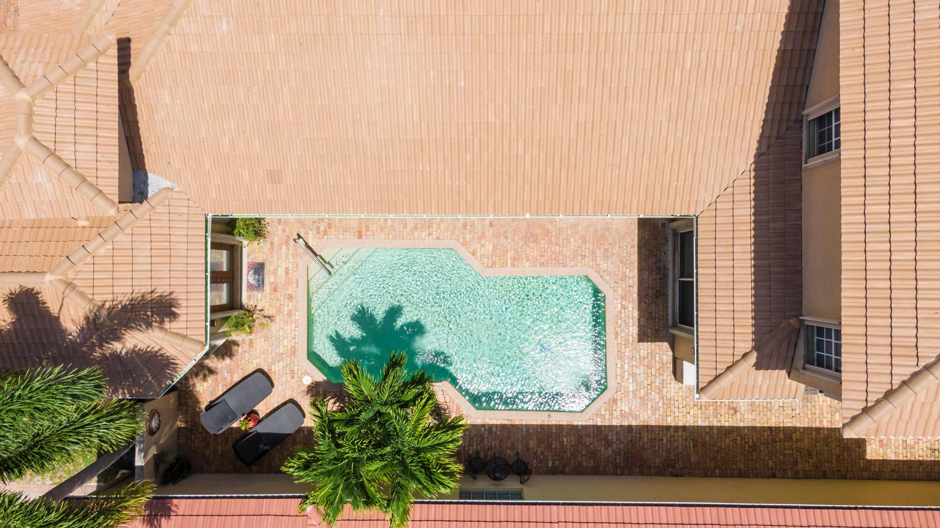Via De La Plata Cir, Delray Beach, FL 33484