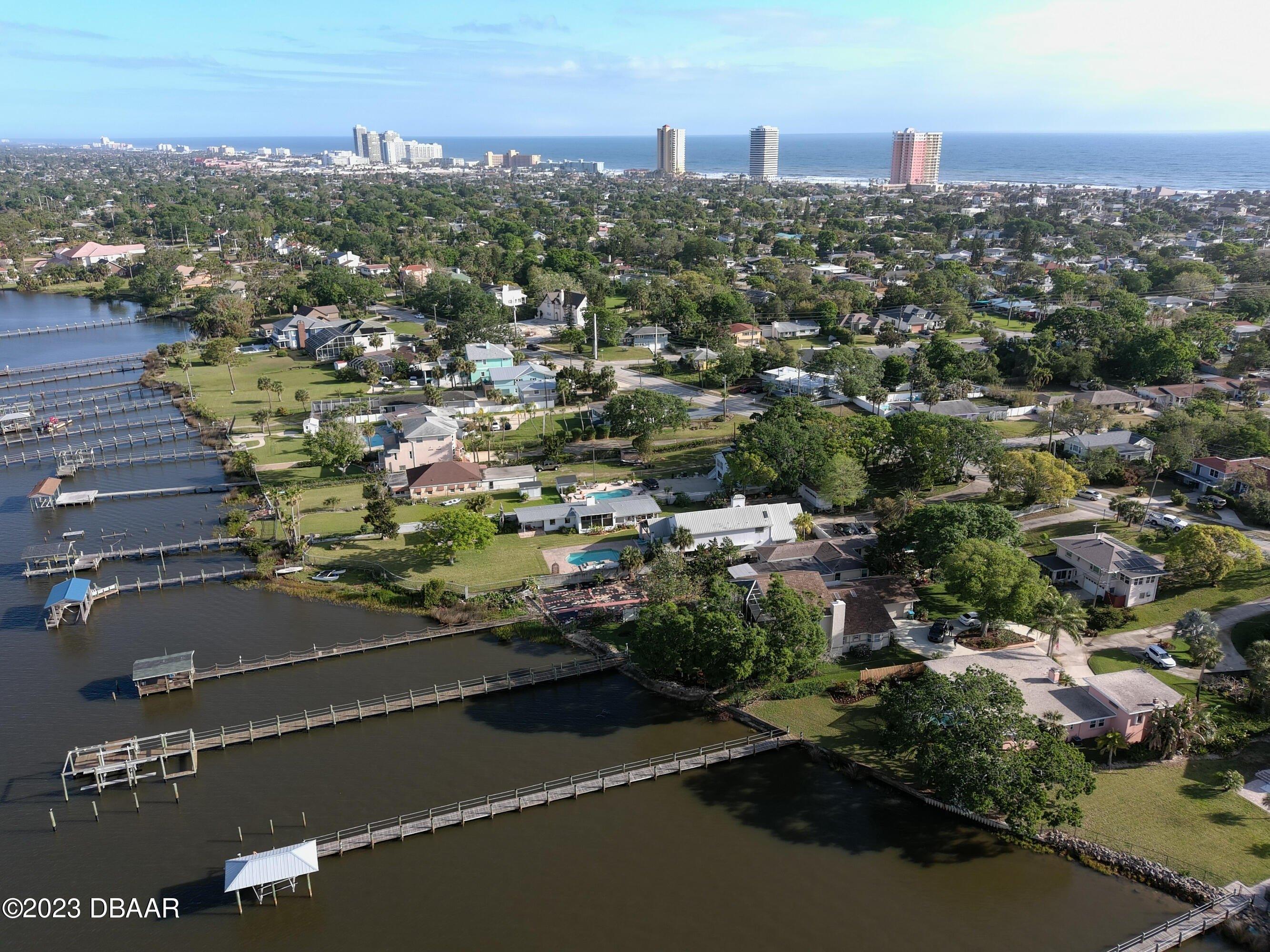 N Halifax Ave, Daytona Beach, FL 32118