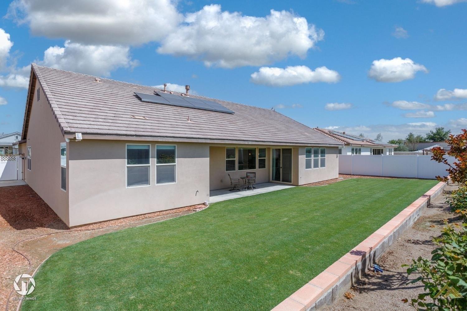 Stonethwaite Ln, Bakersfield, CA 93311