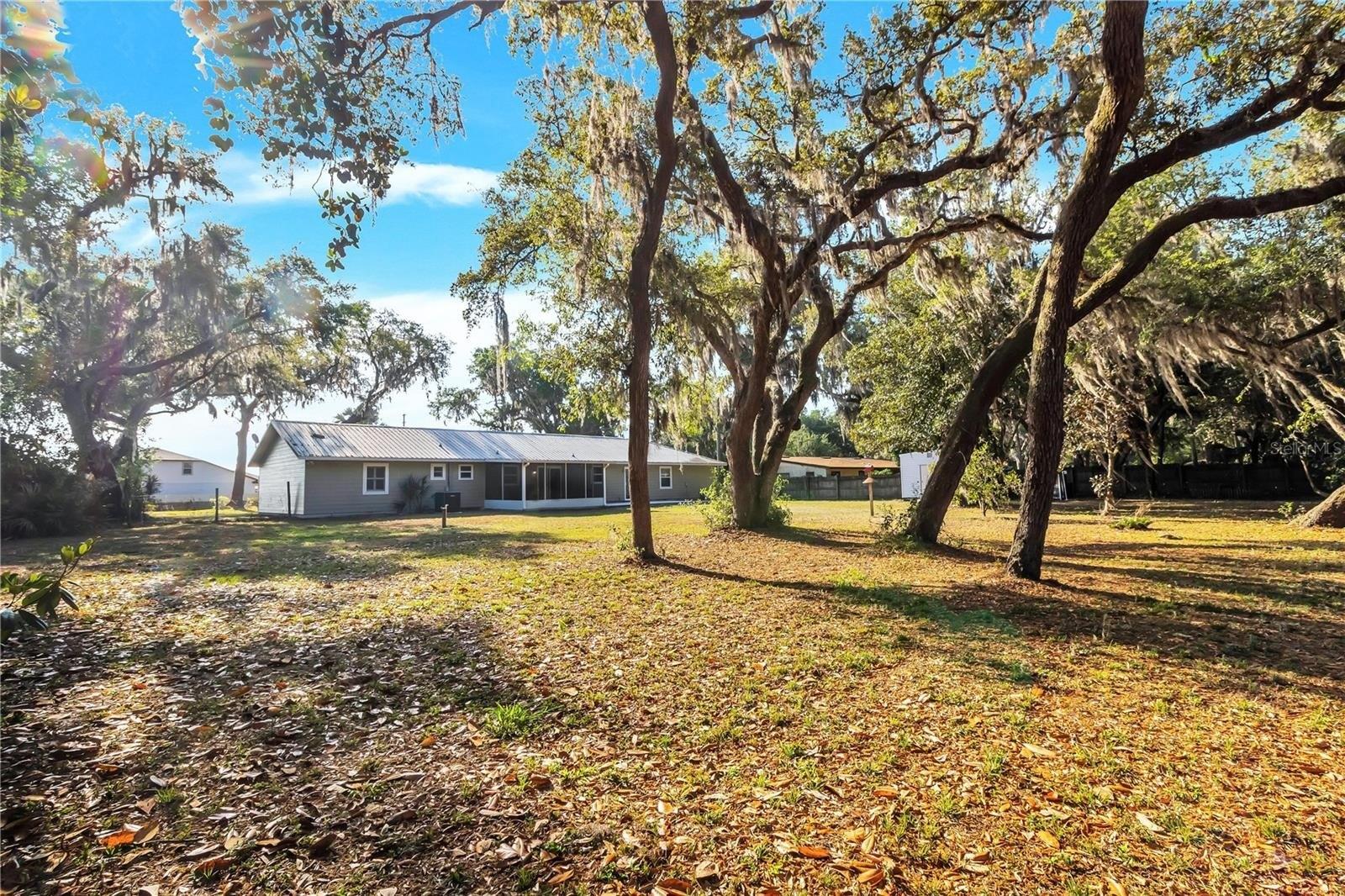 Lake Vista Dr, Kissimmee, FL 34744