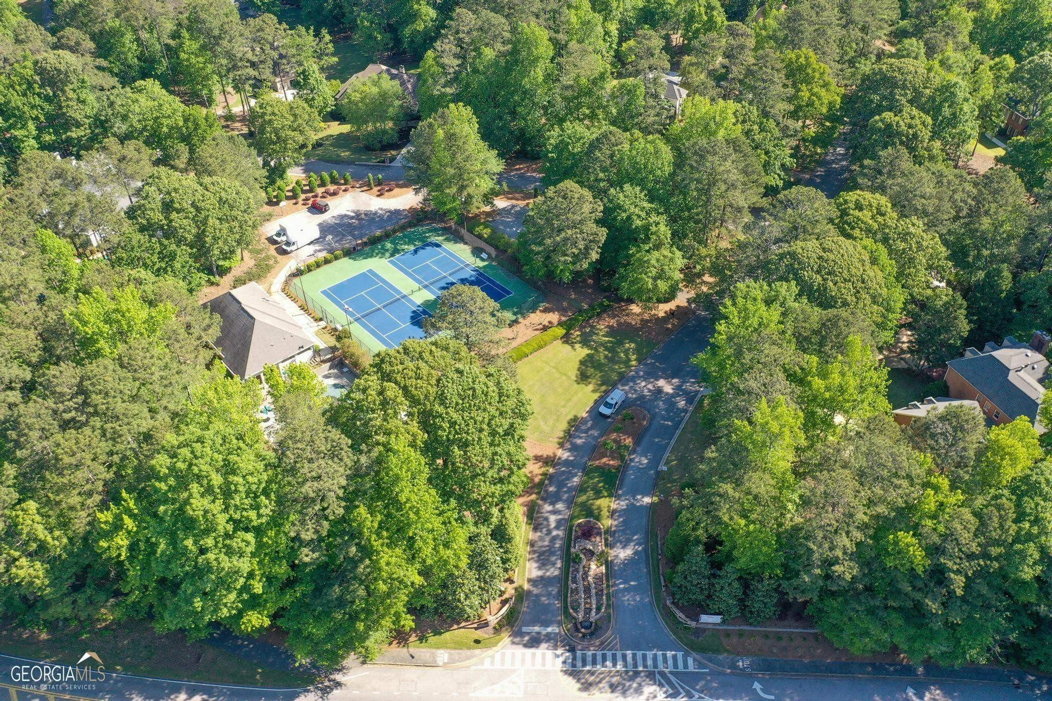 Stonington Dr, Peachtree City, GA 30269
