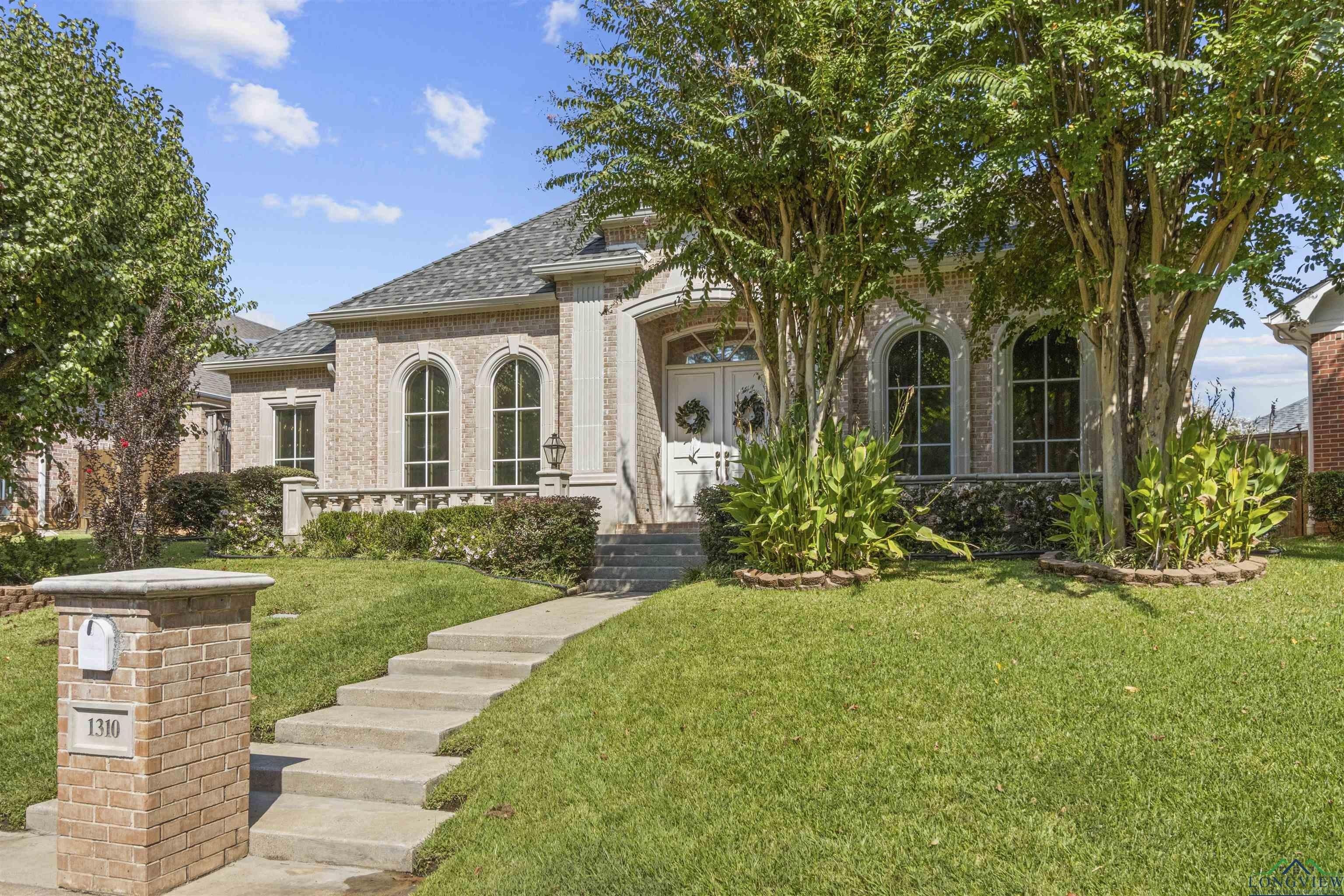 New Forest Dr, Longview, TX 75601