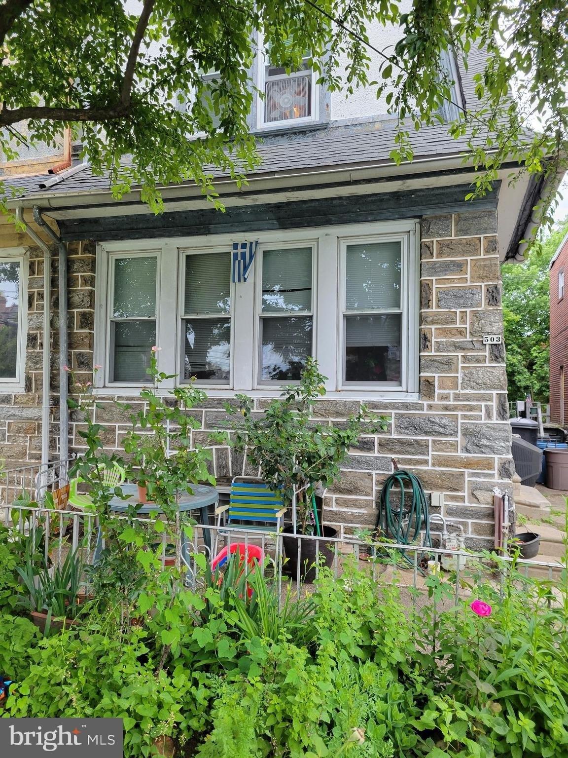 Holly Rd, Lansdowne, PA 19050