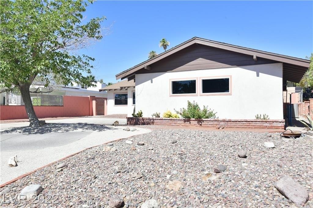 Cochran St, Las Vegas, NV 89104
